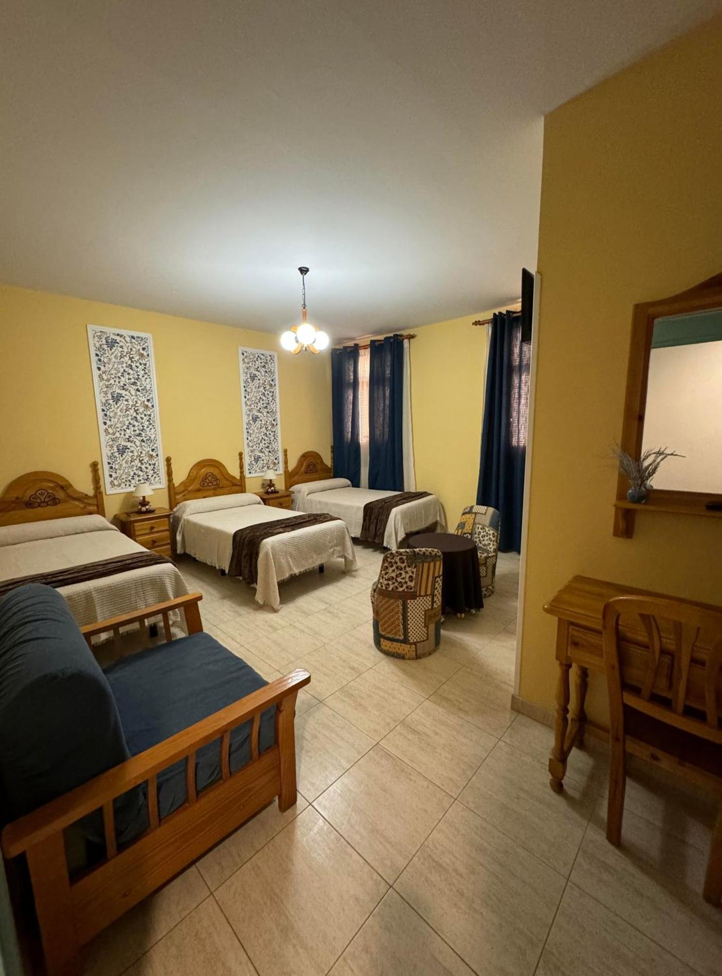 Hostal Joaquin Las Ventas con Pena Aguilera Exterior foto